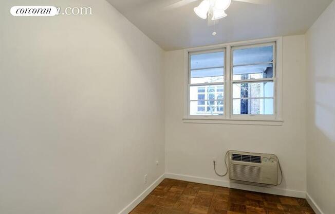 30 HORATIO ST