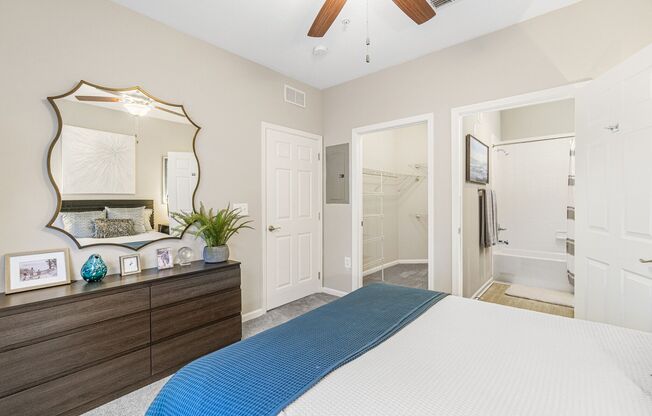 2 beds, 2 baths, 1,007 sqft, $1,579