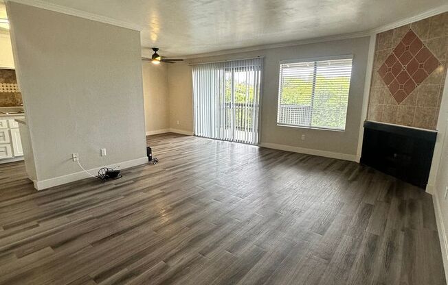 2 beds, 2 baths, 1,015 sqft, $2,795, Unit 240