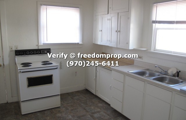 2 beds, 1 bath, $1,250