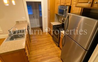 2 beds, 1 bath, $1,295, Unit 109