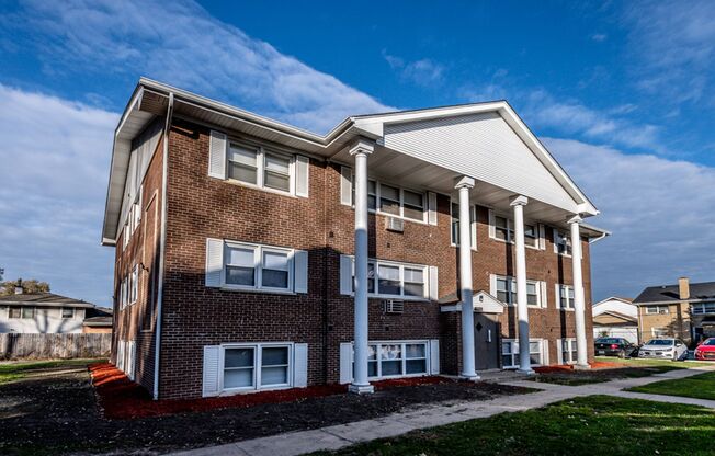 14538 S Cottage Grove