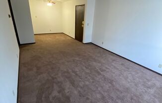2 beds, 2 baths, 850 sqft, $869.99, Unit 108-06