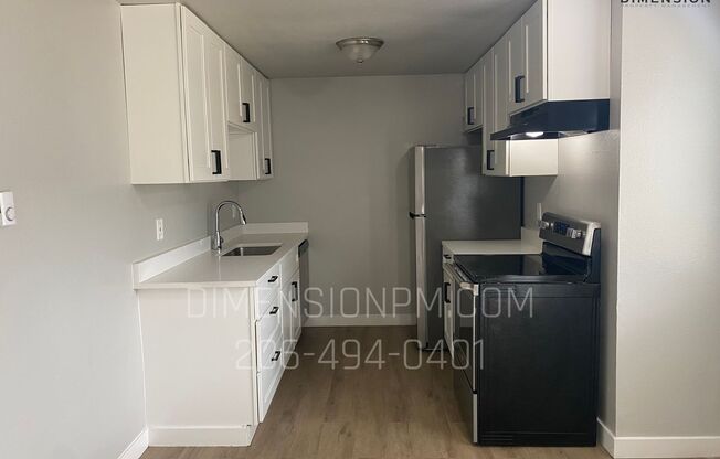 2 beds, 1 bath, 700 sqft, $1,365, Unit Unit 31