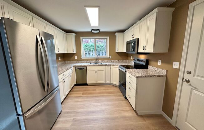 Remodeled 3 Bedroom SW Portland Home!