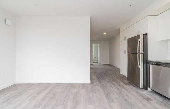 2 beds, 1 bath, 685 sqft, $2,499, Unit 413