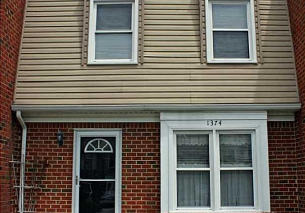 1374 BATTLEFORD DR