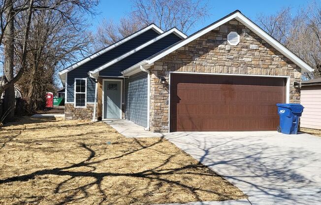 Brand new 3 bedroom, 2 bath house in Webb City!