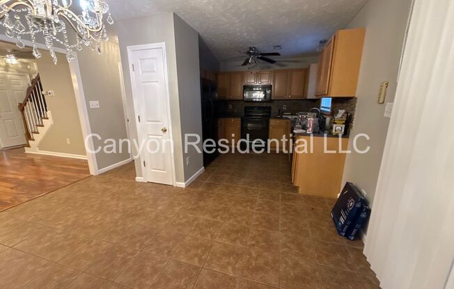 3 beds, 2.5 baths, $1,860