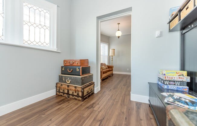 1402-1406 SW 12th Ave