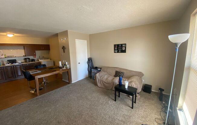 Charming three bedroom for Rent on Windsor