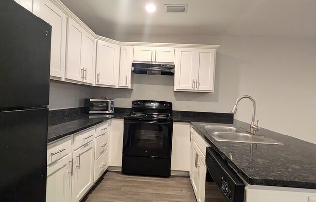 1 bed, 1 bath, 600 sqft, $1,150