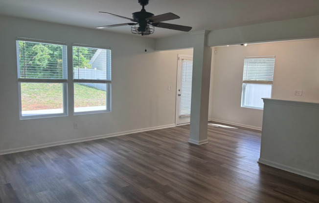 Pristine, Move In ready home in the Berryhill Subdivision.