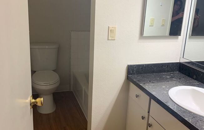 1 bed, 1 bath, 900 sqft, $2,250, Unit Unit 38