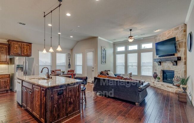 2826 EXETER DR
