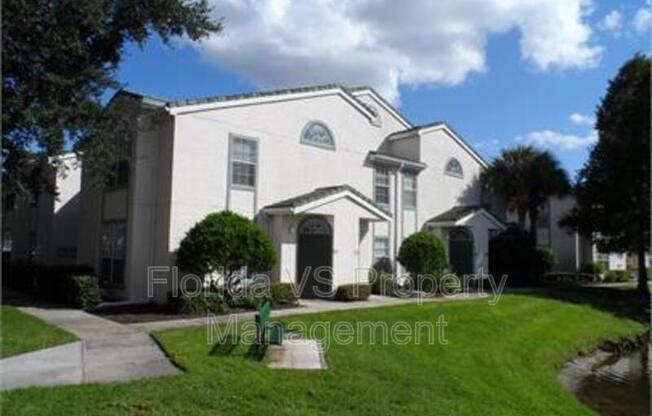 1615 COLUMBIA ARMS CIR