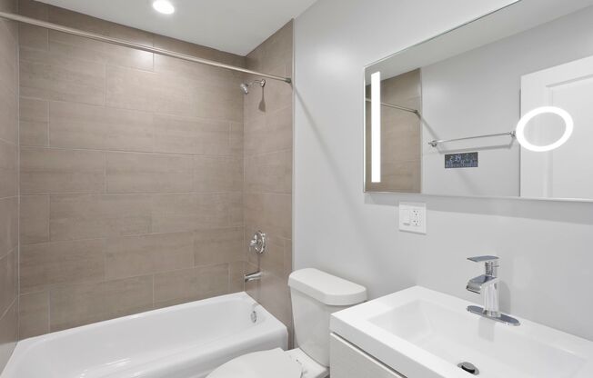 2 beds, 1 bath, 567 sqft, $2,200, Unit 504