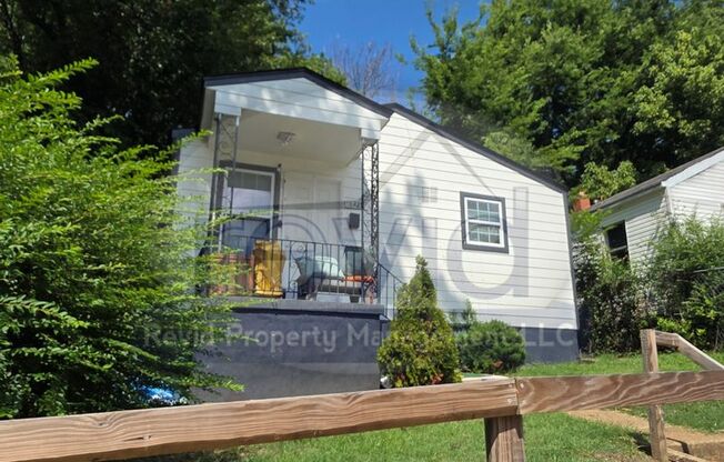 Newly Renovated (in 2023) 2 Bedroom House!