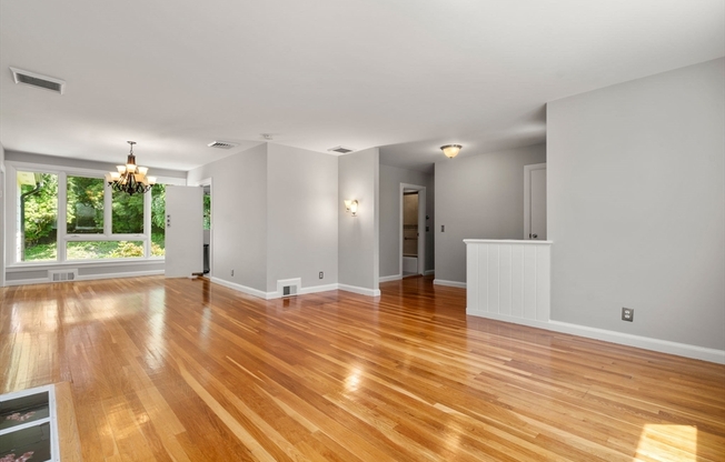 63 CLIFTON RD