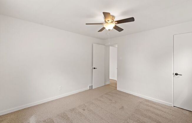 4 beds, 1 bath, $1,649