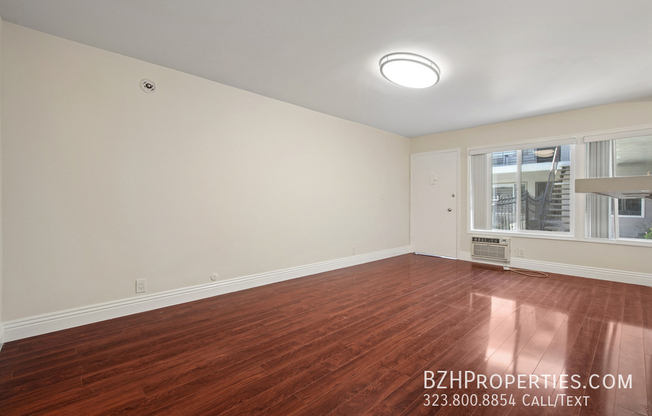 1220 N. Ogden Dr.
