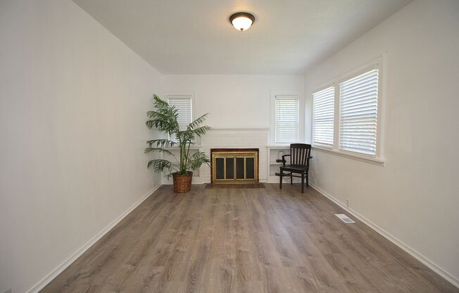 Charming, Updated 3 Bed/1 Bath Home at the Base of Mt. Tabor