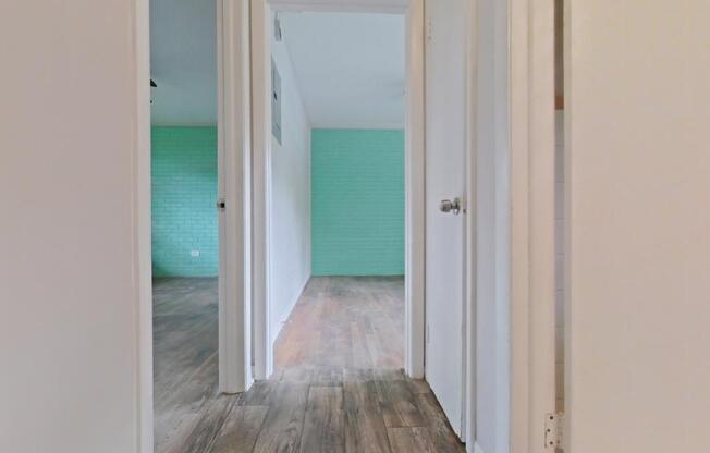 2 beds, 1 bath, $875, Unit UNIT A