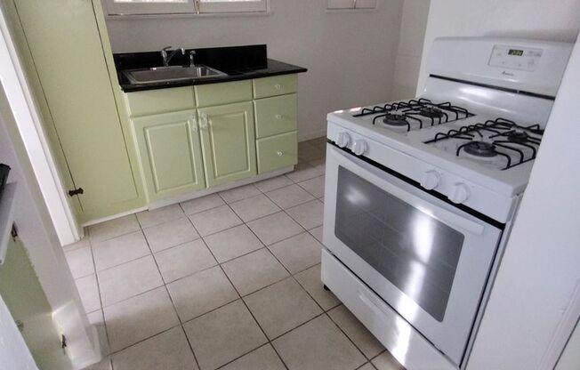 1 bed, 1 bath, $3,150, Unit 2224B