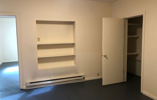 1 bed, 2 baths, 800 sqft, $1,195, Unit #1