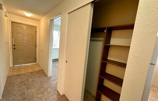 3 beds, 1 bath, $1,695, Unit 4