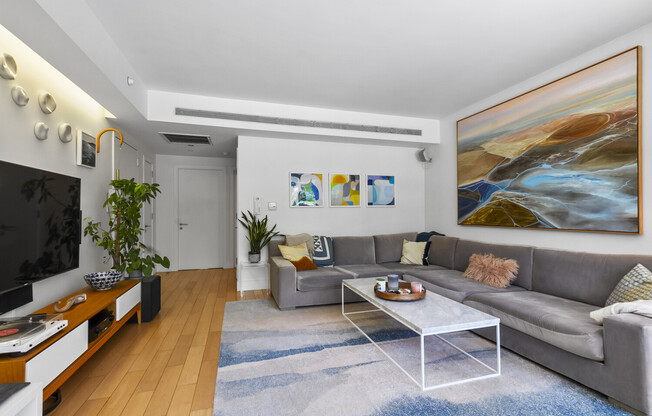 41 7 AVE S
