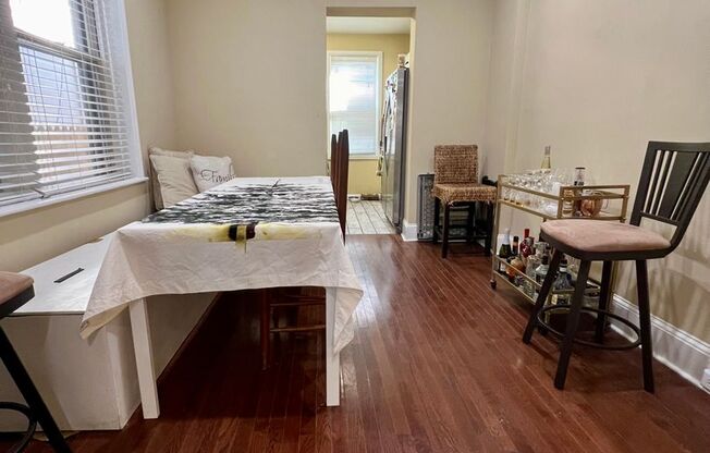 3 beds, 1 bath, $1,750