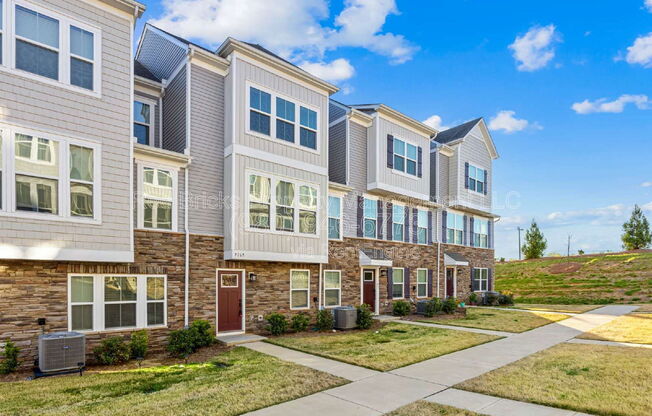 9769 OAKLAWN BLVD NW