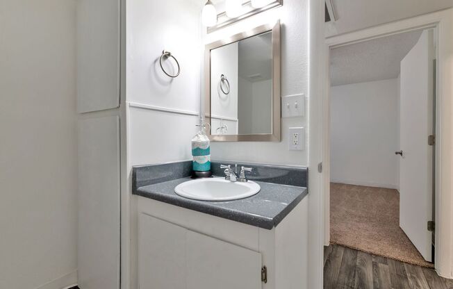 1 bed, 1 bath, 560 sqft, $1,299, Unit 2111