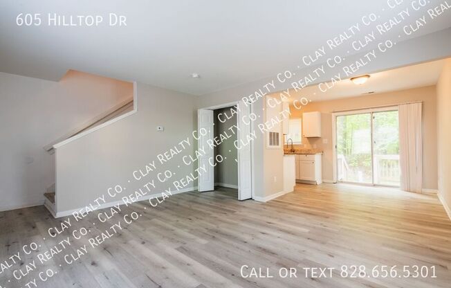 605 HILLTOP DR
