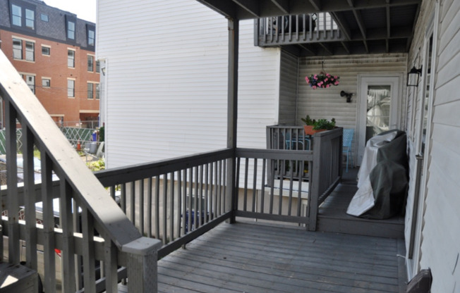 273 SUMNER ST