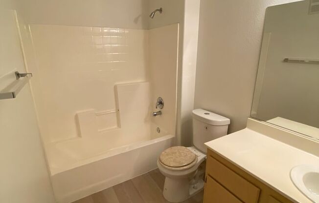 2 beds, 2 baths, 1,151 sqft, $1,225, Unit #1011