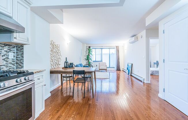 9740 64 AVE