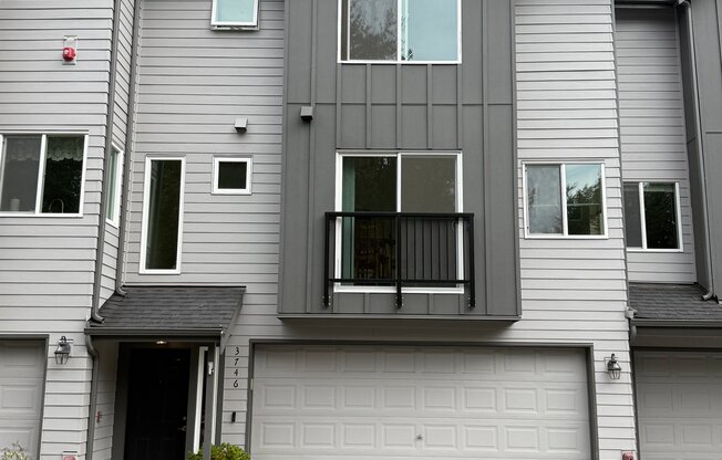 3746 257 AVE SE