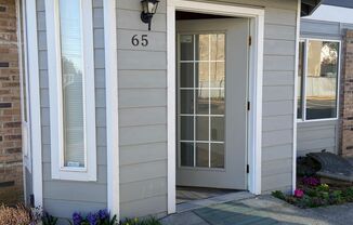 Studio, 1 bath, 500 sqft, $995, Unit 65