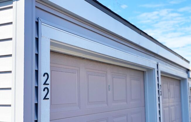 2 beds, 1 bath, 800 sqft, $1,295, Unit 12626