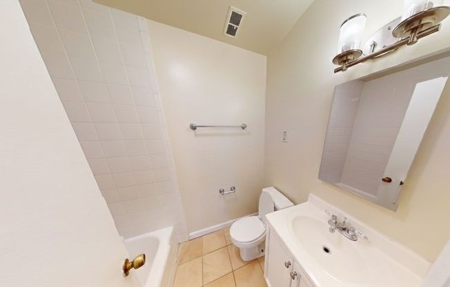 2 beds, 1 bath, 750 sqft, $2,800, Unit 51