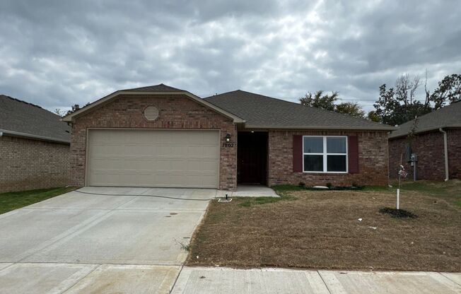 3 beds, 2 baths, $1,495