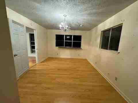 21401 W HAMMOND DR