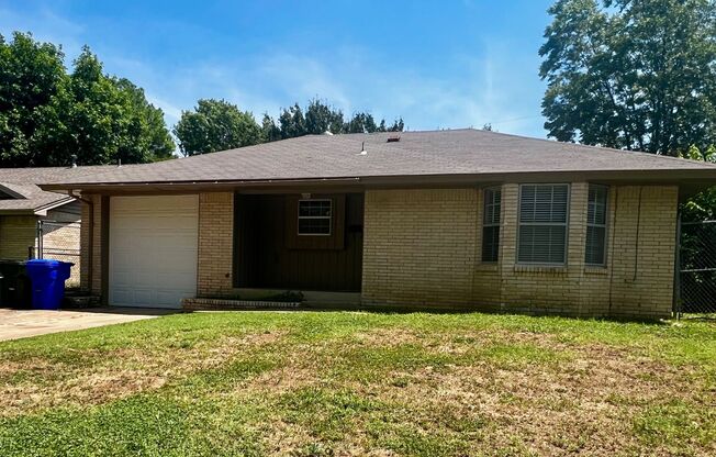 Very nice 3 bed 2 bath home - 1 mile from OU.
