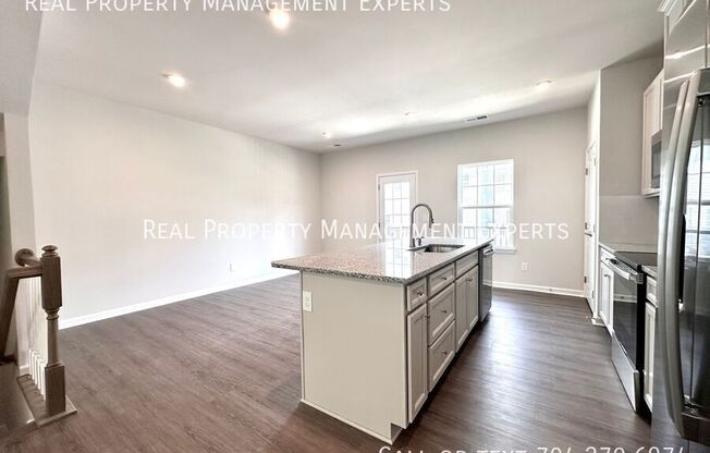 1305 MAY APPLE DR
