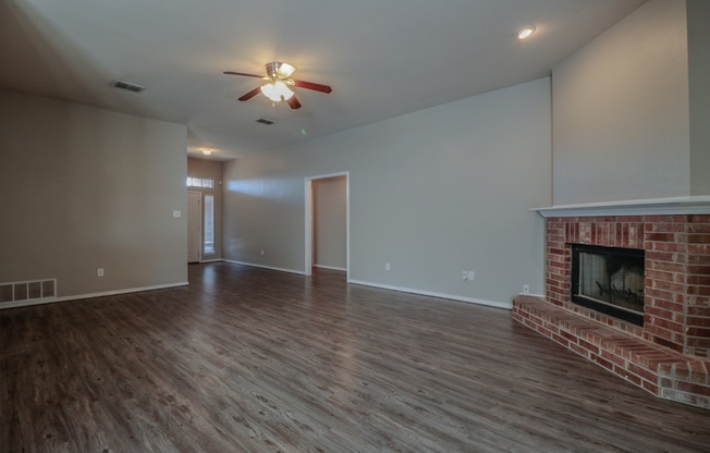 Eye-catching Home near Quicny Park