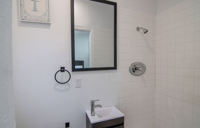 Studio, 1 bath, 141 sqft, $1,145.83, Unit 12