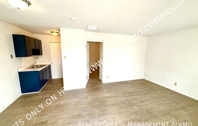 703 West Summit Ave