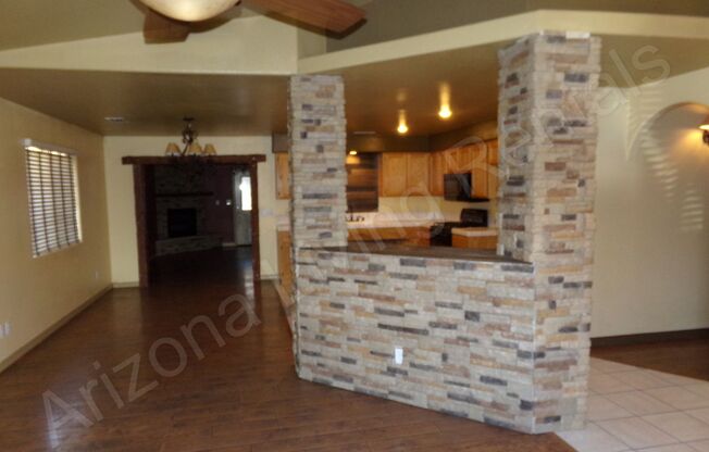 BEAUTIFUL HOME NEAR WALLECK RANCH